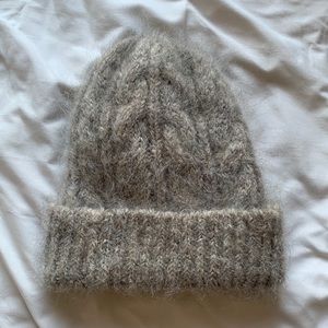 Aritzia mohair beanie